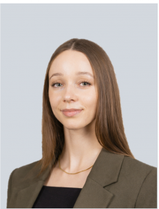 Zoe Victor-Andresen (Business Manager)